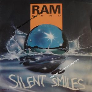 SILENT SMILES / BREAKING VERSION