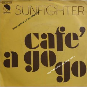 CAFE' A GO GO-min.5:55/ DRAG RACE QUEEN
