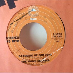 STANDING UP FOR LOVE / IN LOVE WE GROW