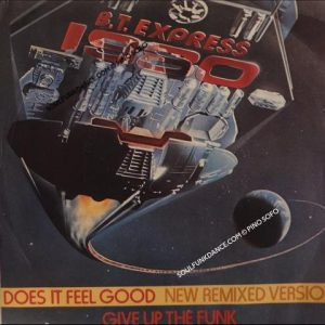 GIVE UP THE FUNK-remix / DOES IT FEEL GOOD
