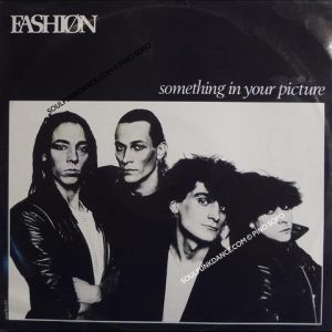 SOMETHING IN YOUR PICTURE... / ALTERNATIVE PLAYBACK