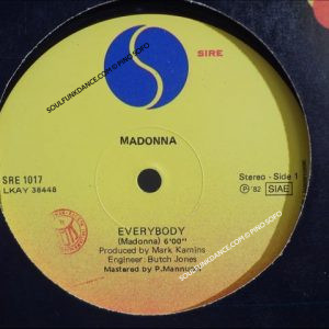 EVRRYBODY / INSTRUMENTAL VERSION