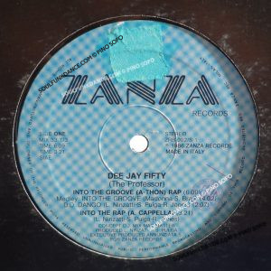 INTO THE GROOVE -3 version / D. D. DANGO
