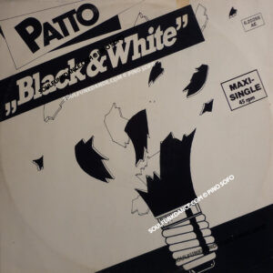 BLACK AND WHITE / VERS, STRUM.