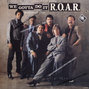 WE GOTTA DO IT / OYE MY GENTE